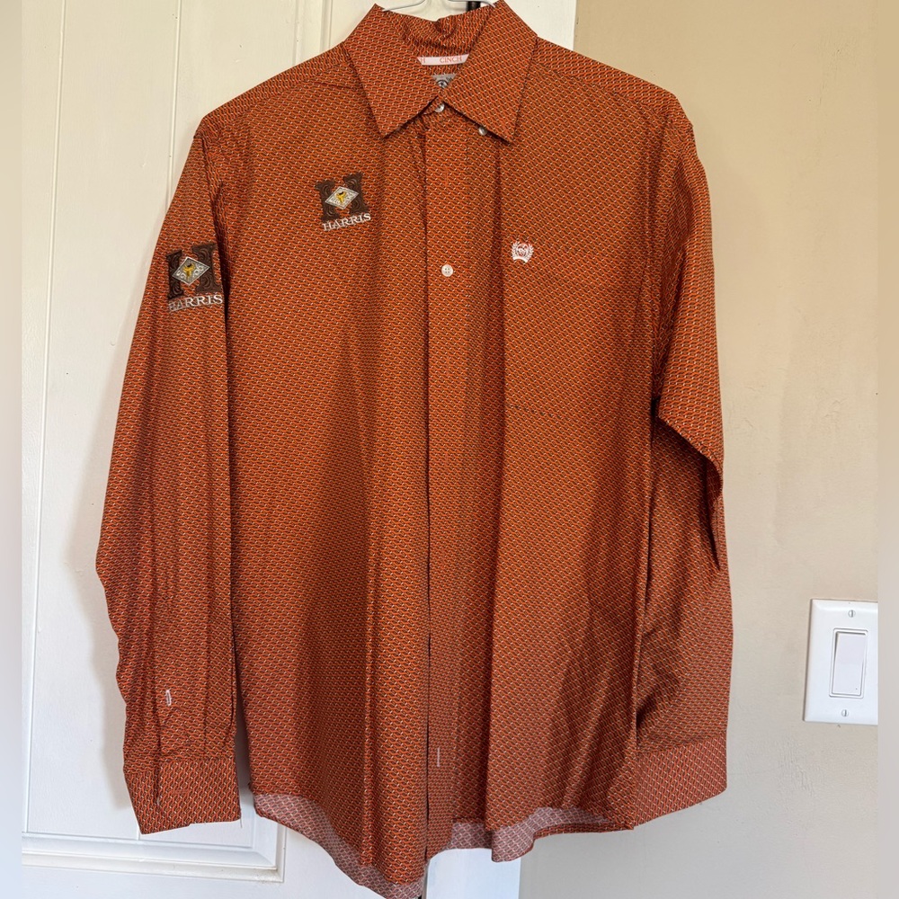Men’s cinch button down XS